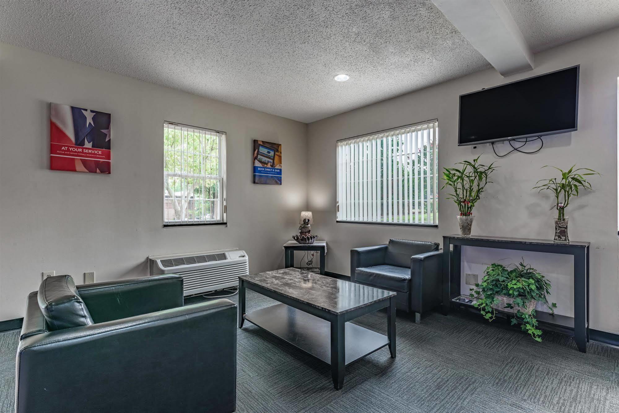 Motel 6-Charlotte, Nc - University ภายนอก รูปภาพ