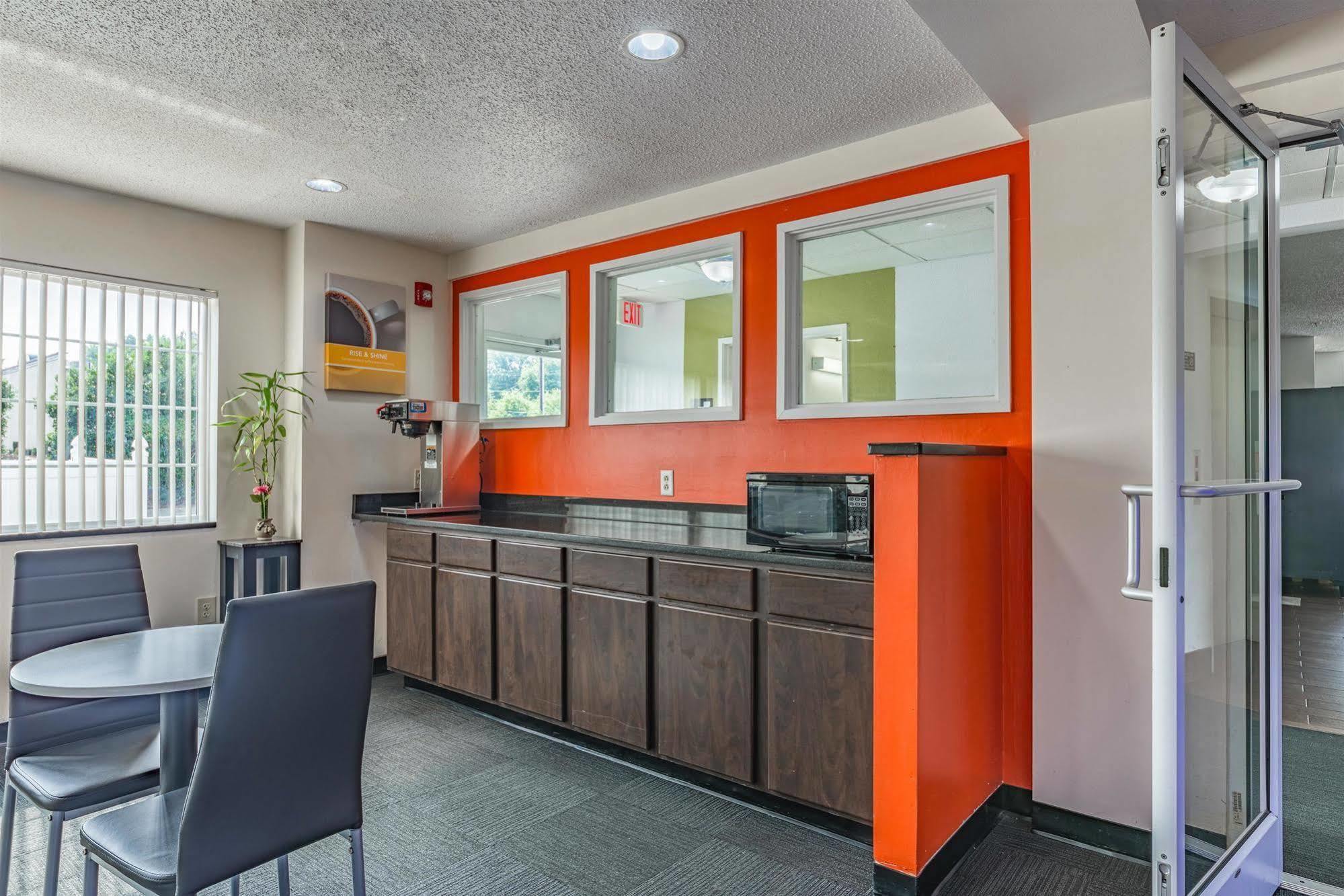 Motel 6-Charlotte, Nc - University ภายนอก รูปภาพ