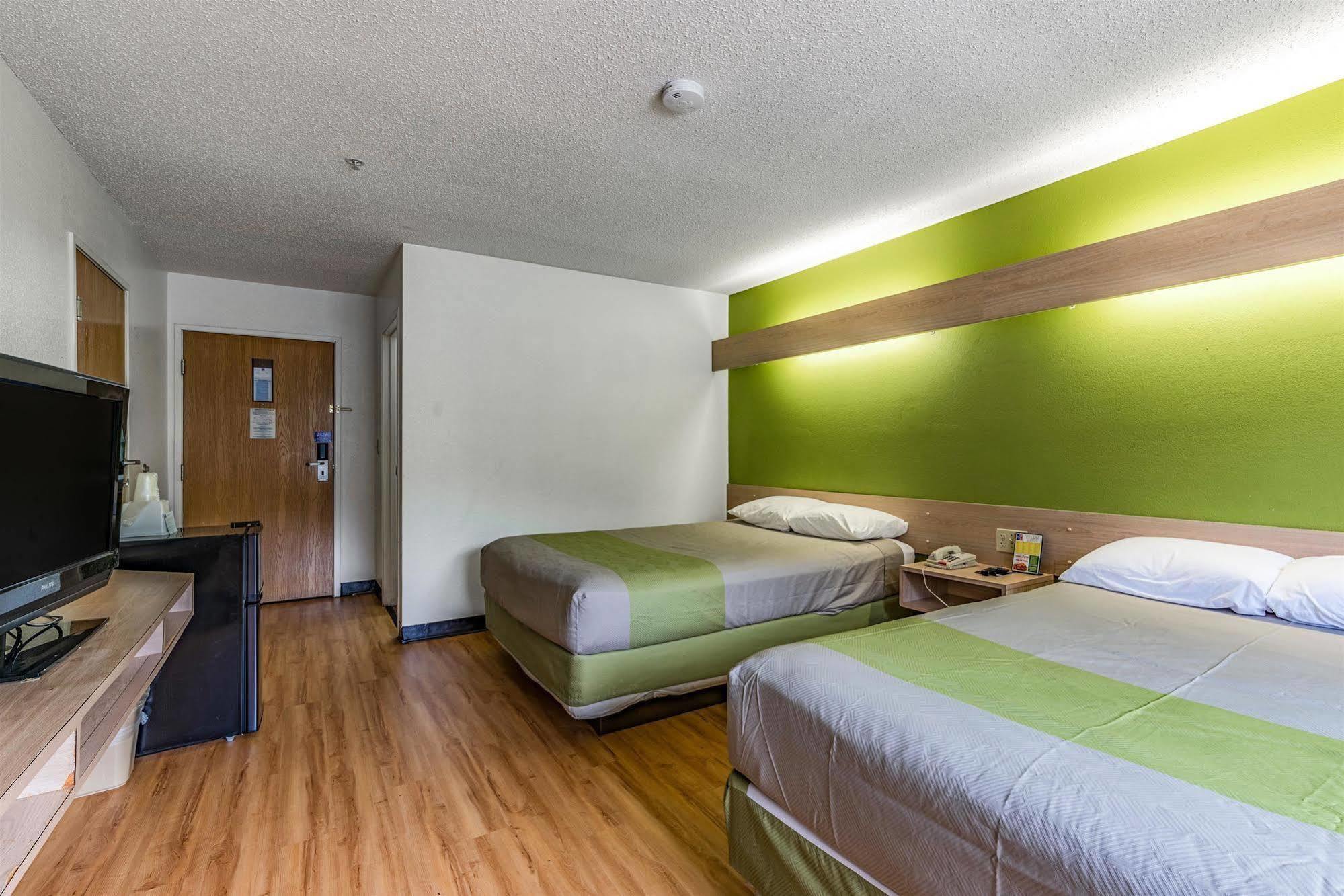 Motel 6-Charlotte, Nc - University ภายนอก รูปภาพ